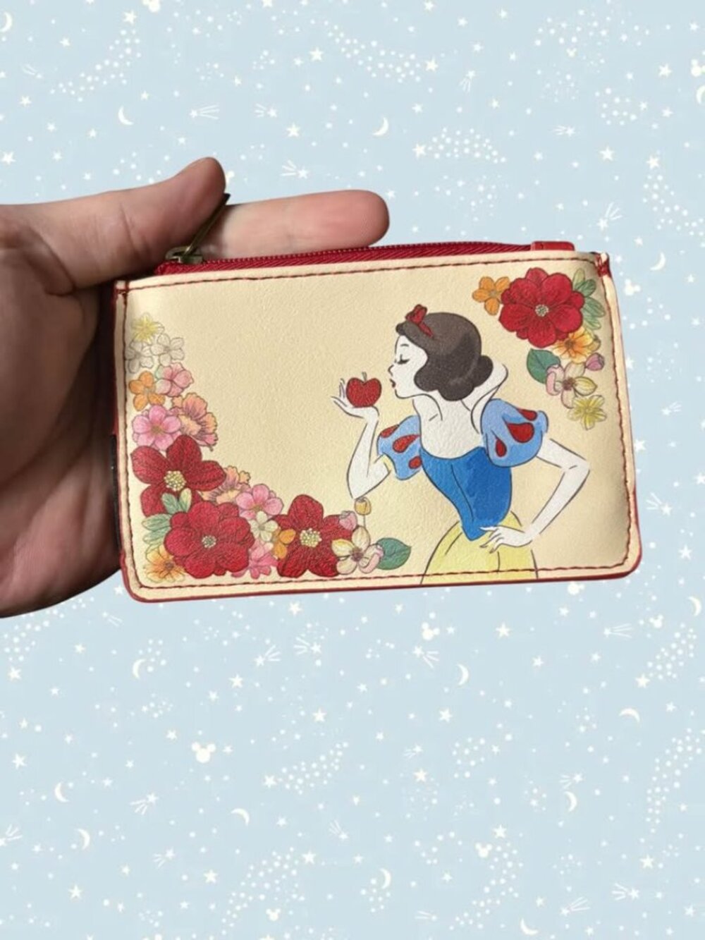 Disney Loungefly Snow White Card Holder Wallet with Zip Coin Purse NWOT
